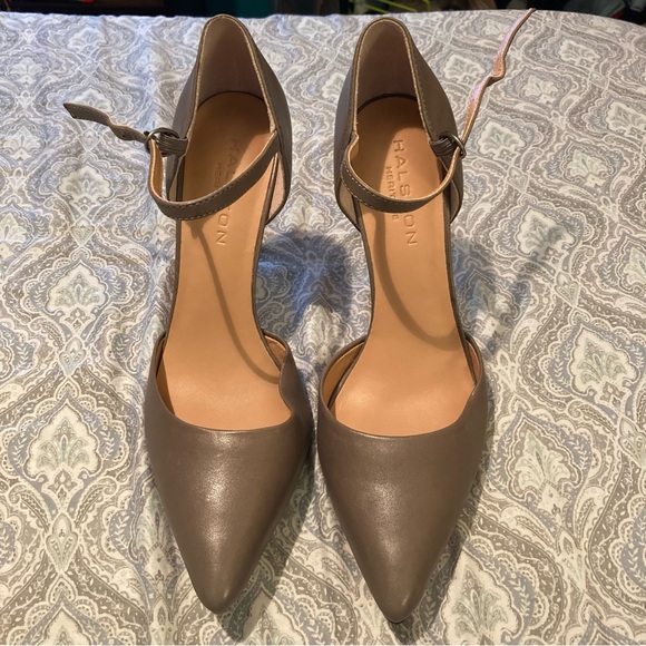 Halston Heritage Leather Grey Pumps - Picture 5 of 11
